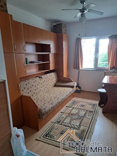 vanzare garsionera  camere strada-dorna-carpati-2 satu-mare 281